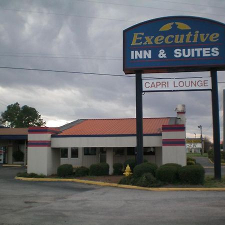 Executive Inn & Suites - ออกัสตา ภายนอก รูปภาพ